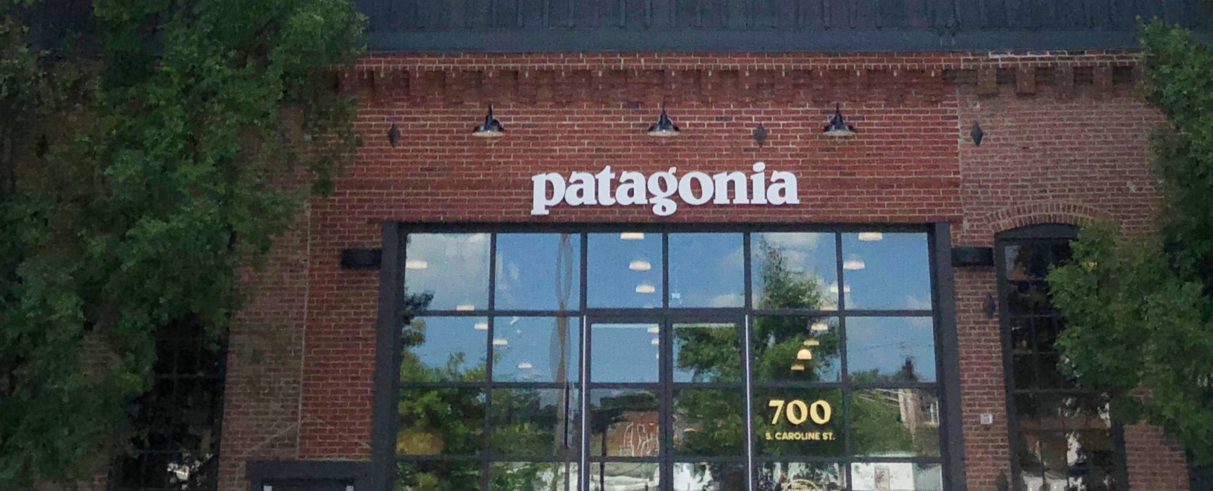Modern brick exterior of Patagonia, an outdoor clothing and supply retailer in Harbor East